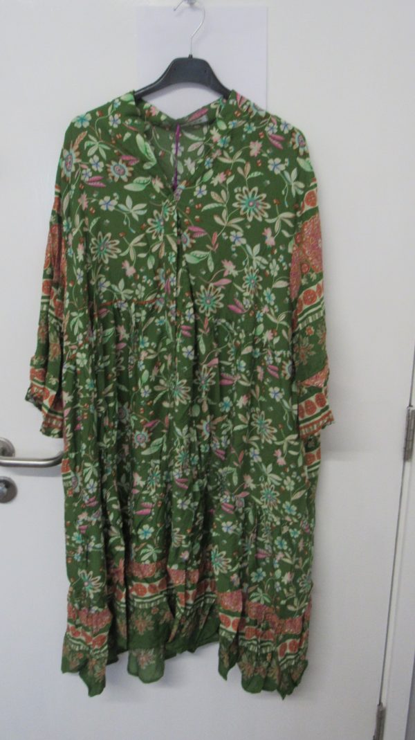 New Ladies Green Floral Midi Length Dress One Size fits sizes 18 20 22
