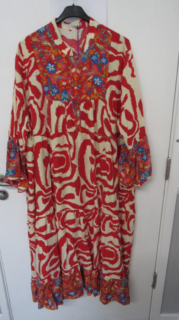 New Ladies Red Stripe Dress One Size fits sizes 18 20 22 - Image 2