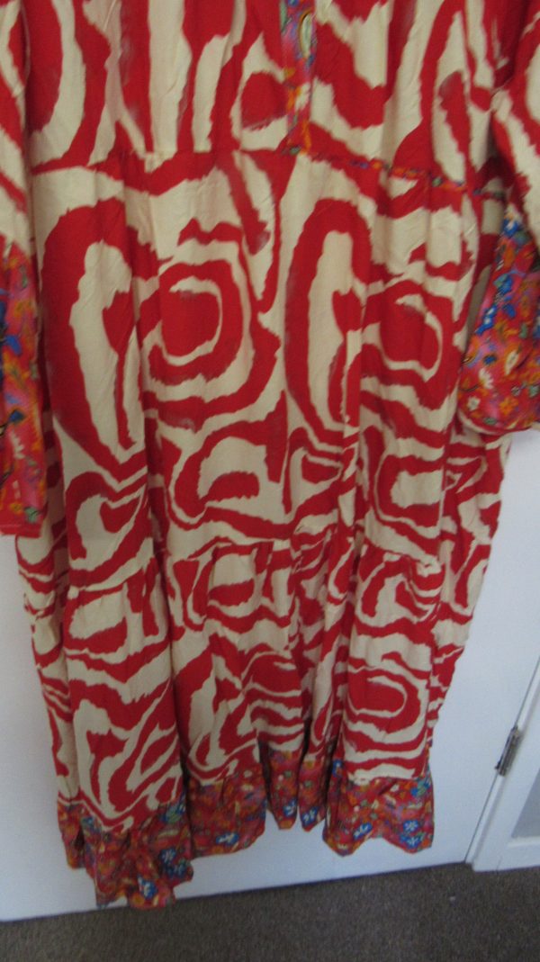 New Ladies Red Stripe Dress One Size fits sizes 18 20 22 - Image 5