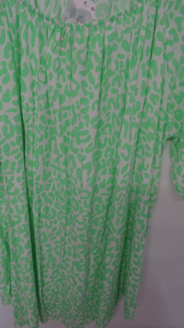 New Ladies Bright Green Leopard Print Top One Size fits sizes 18 20 22 - Image 3