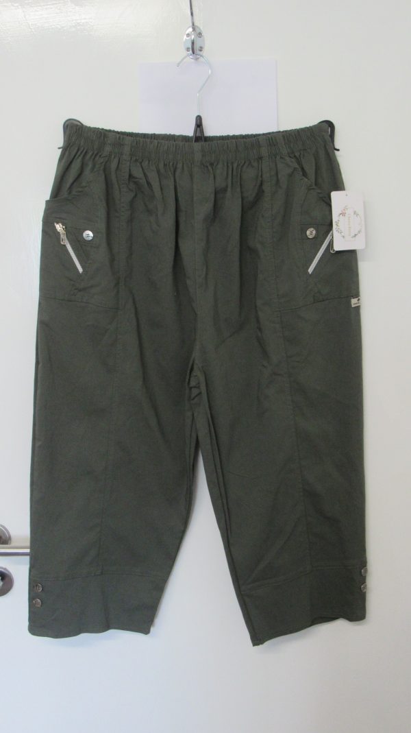 Cherry Berry Khaki 3/4 length stretchy trousers Size T8 UK 22