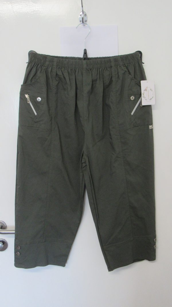 Cherry Berry Khaki 3/4 length stretchy trousers Size T8 UK 22 - Image 2