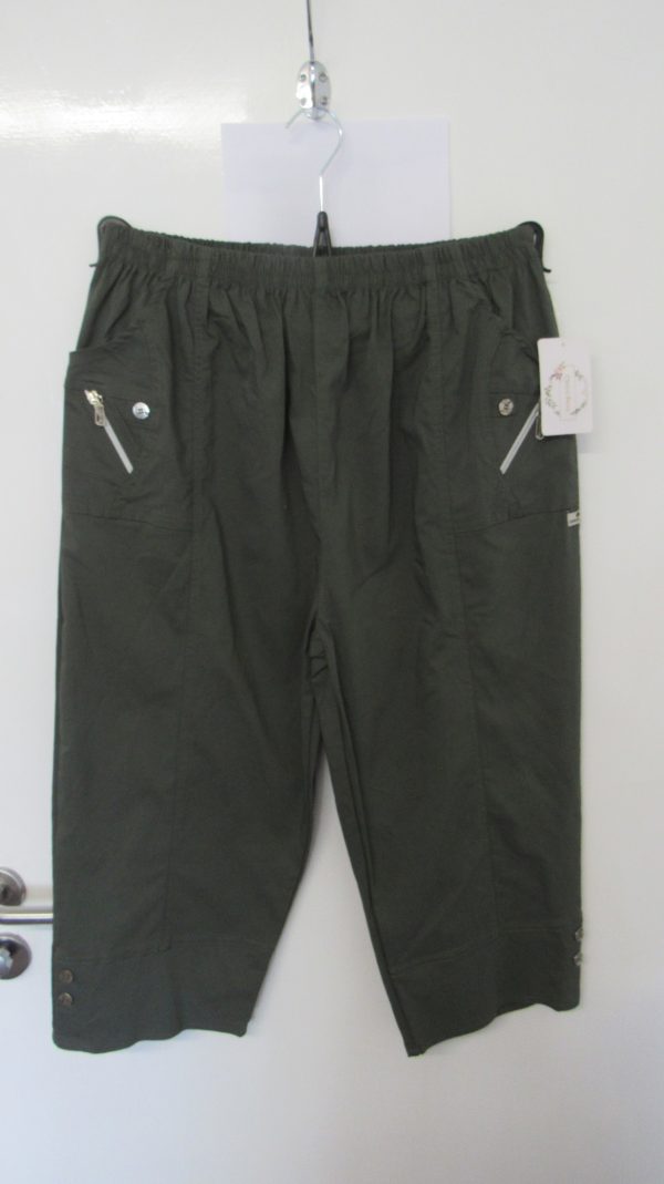 Cherry Berry Khaki 3/4 length stretchy trousers Size T8 UK 22 - Image 4