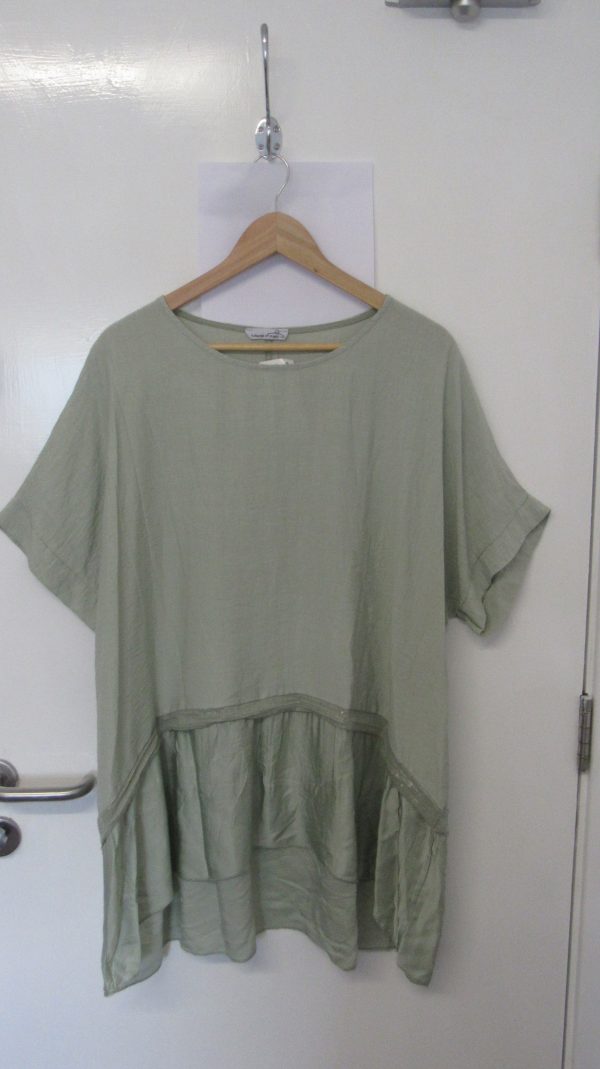 New Ladies Sage Tunic Top One Size fits sizes 16 18 20 22 - Image 2