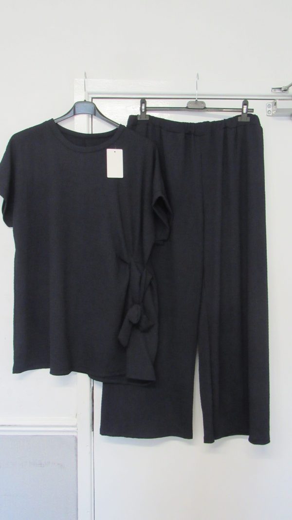 New Ladies Navy Blue 2 Piece Set Top and Trousers One Size fits sizes 16 18 20 - Image 2