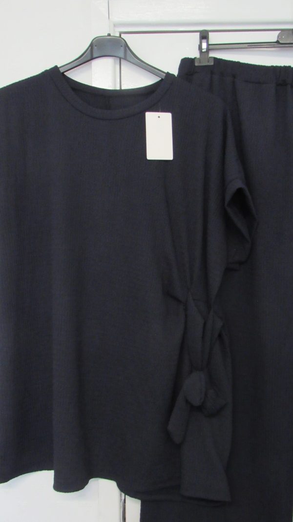 New Ladies Navy Blue 2 Piece Set Top and Trousers One Size fits sizes 16 18 20 - Image 3
