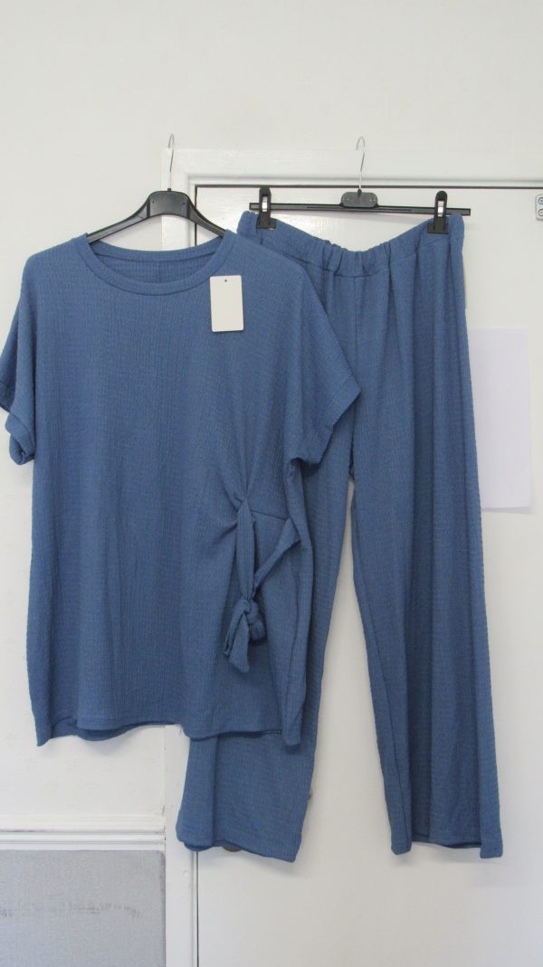 New Ladies Denim Blue 2 Piece Set Top and Trousers One Size fits sizes 16 18 20