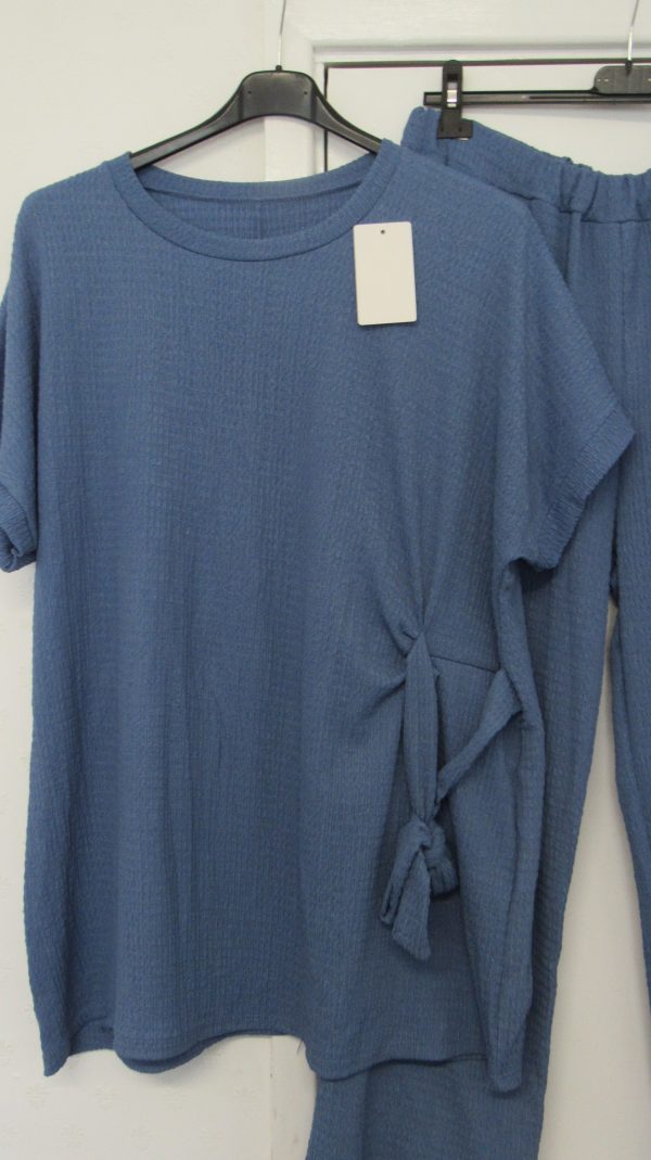 New Ladies Denim Blue 2 Piece Set Top and Trousers One Size fits sizes 16 18 20 - Image 3