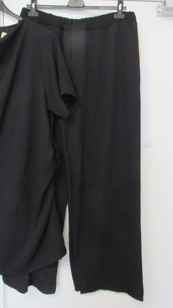 New Ladies Black 2 Piece Set Top and Trousers One Size fits sizes 16 18 20 - Image 3