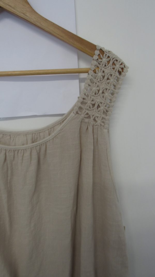 New Ladies Beige Lacy Sleeveless Top One Size fits sizes 16 18 20 - Image 2