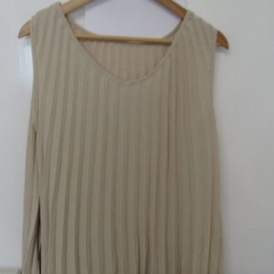 New Ladies Beige Pleated Sleeveless Top One Size fits sizes 18 20 22