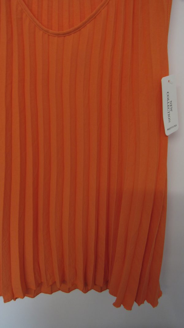 New Ladies Orange Pleated Sleeveless Top One Size fits sizes 18 20 22 - Image 3