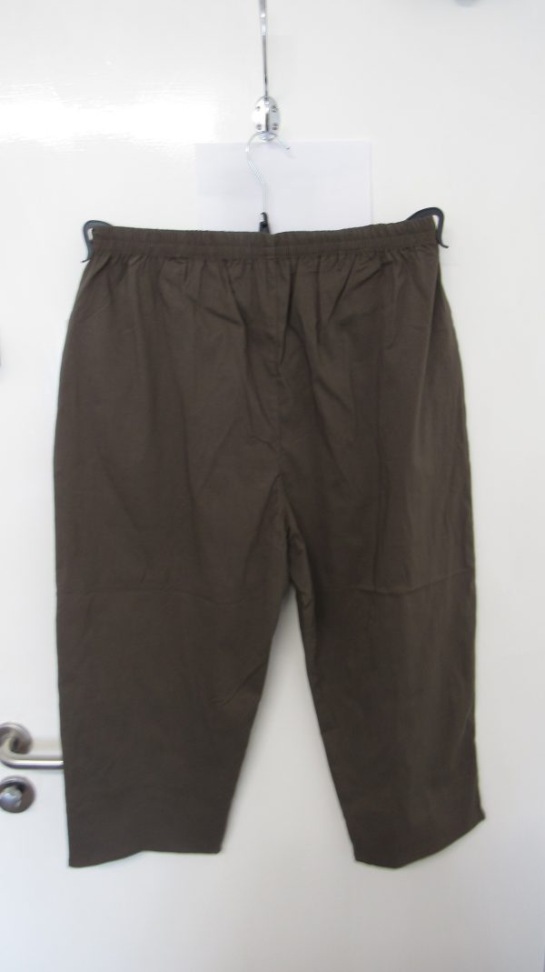 Cherry Berry Mocha 3/4 length stretchy trousers Size T9 UK 24 - Image 6