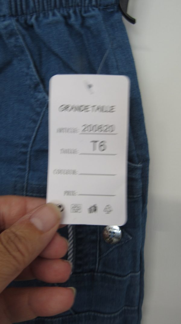 Cherry Berry Denim 3/4 Length Trousers Size T6 UK 18 - Image 4