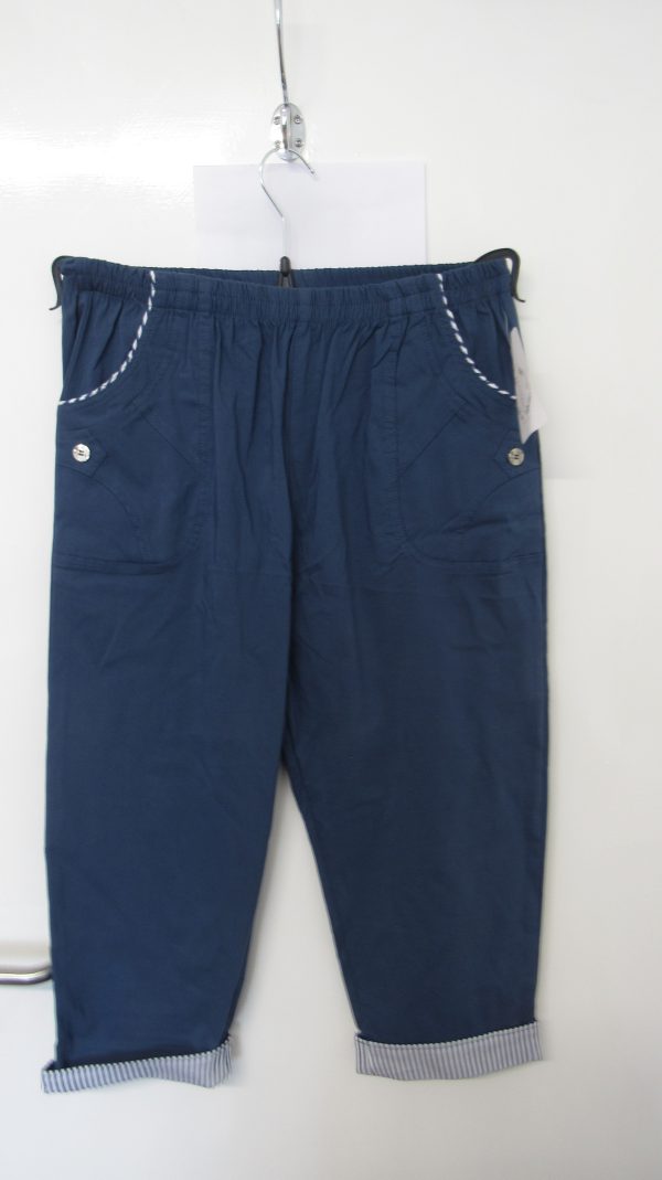 Cherry Berry Indigo Blue Stripe 3/4 Length Trousers Size T7 UK 20