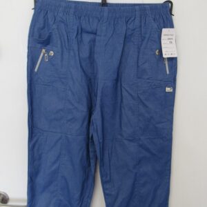 Cherry Berry Denim Blue 3/4 length stretchy trousers Size T8 UK 22