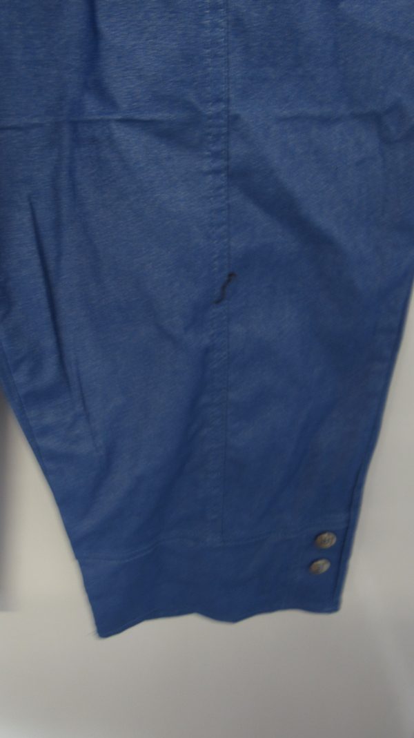 Cherry Berry Denim Blue 3/4 length stretchy trousers Size T8 UK 22 - Image 5