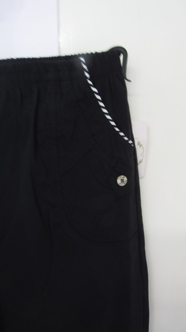 Cherry Berry Navy Blue Stripe 3/4 Length Trousers Size T7 UK 20 - Image 3