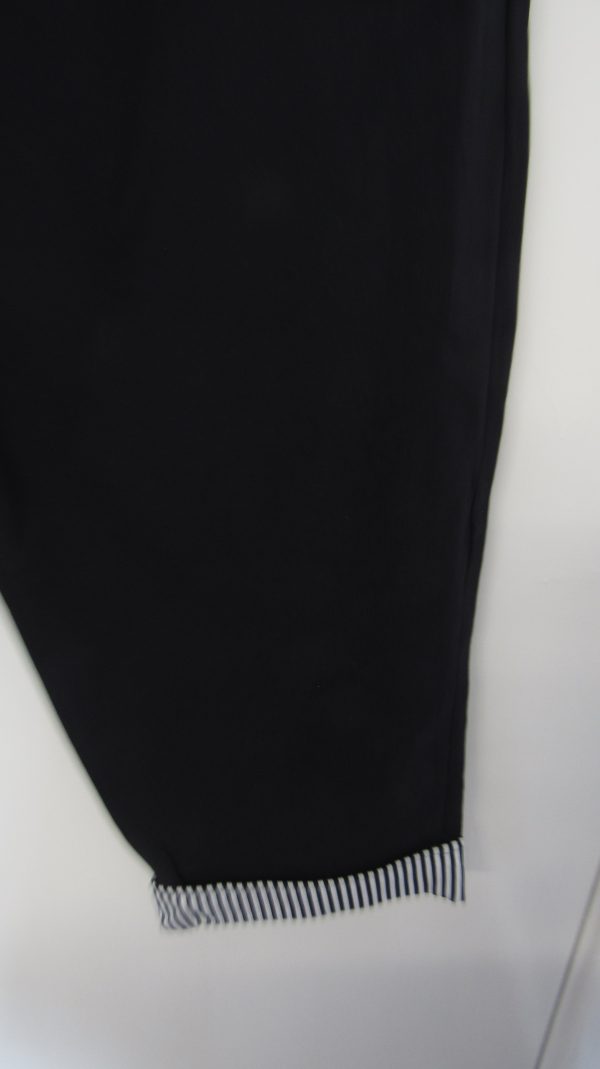 Cherry Berry Navy Blue Stripe 3/4 Length Trousers Size T7 UK 20 - Image 4