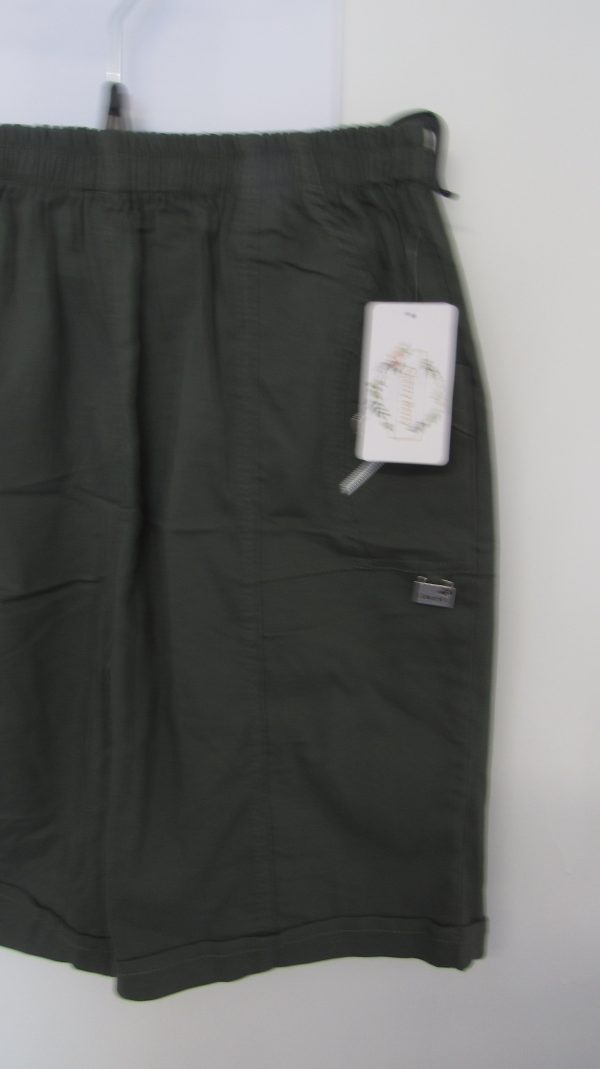 Cherry Berry Khaki Green Stretchy Shorts Size T4 UK 14 - Image 3