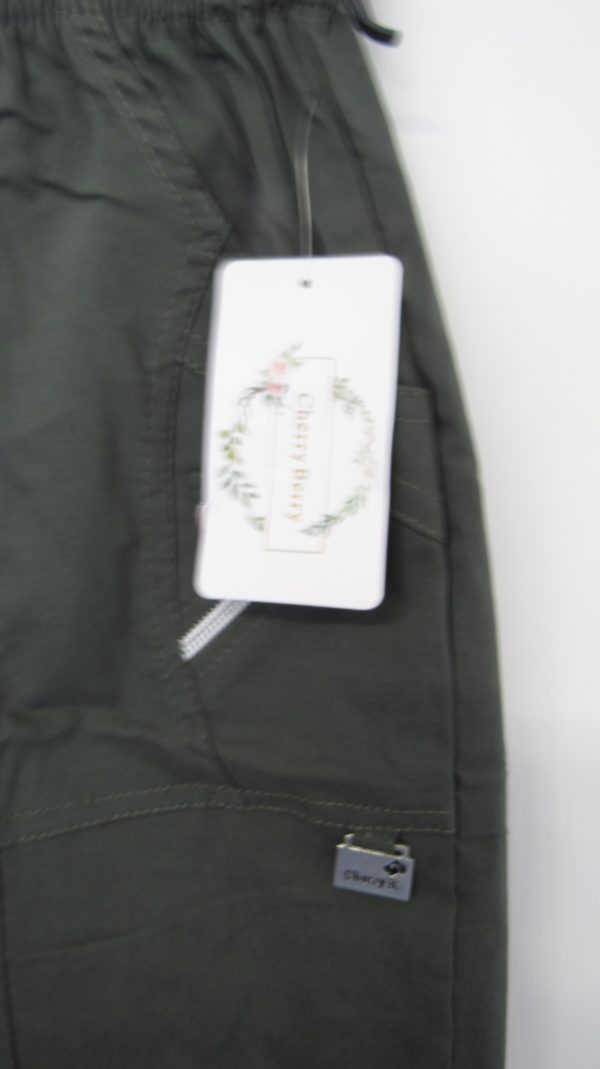 Cherry Berry Khaki Green Stretchy Shorts Size T4 UK 14 - Image 4