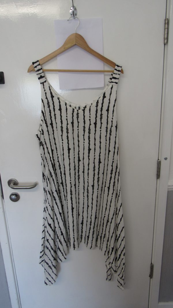 New Ladies White with black stripe Handkerchief Sun Dress One Size fits sizes 16 18 20 NON RETURNABLE - Image 5
