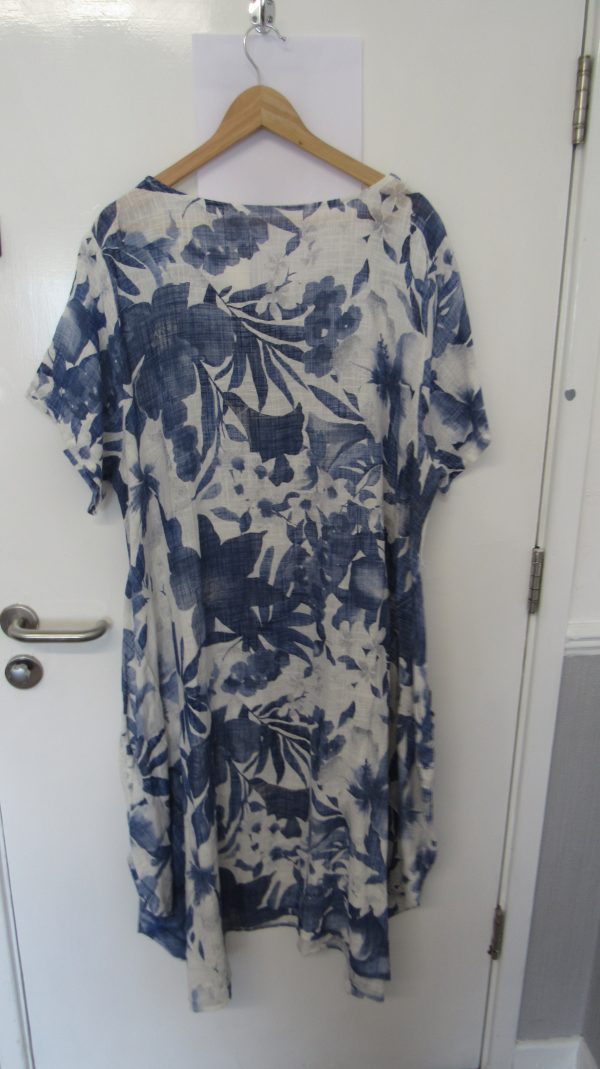 New Denim Blue Floral Pocket Dress One Size fits sizes 18 20 22 - Image 5