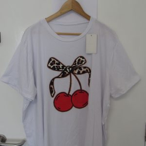 New Ladies White Cherry T-shirt One Size fits sizes 18 20 22