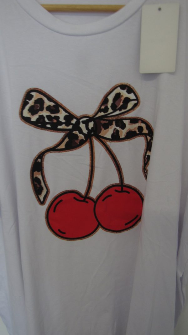 New Ladies White Cherry T-shirt One Size fits sizes 18 20 22 - Image 3