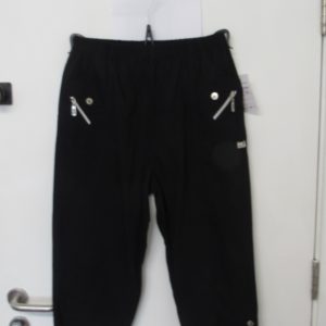 Cherry Berry Black 3/4 length stretchy trousers Size T5 UK 16