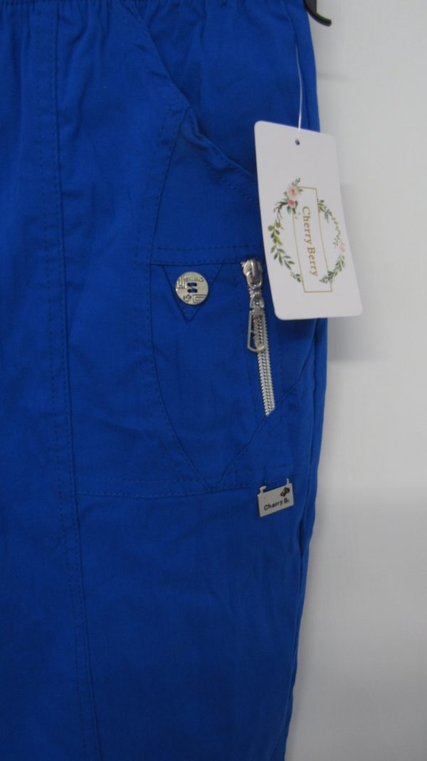 Cherry Berry Royal Blue 3/4 length stretchy trousers Size T6 UK 18 - Image 3