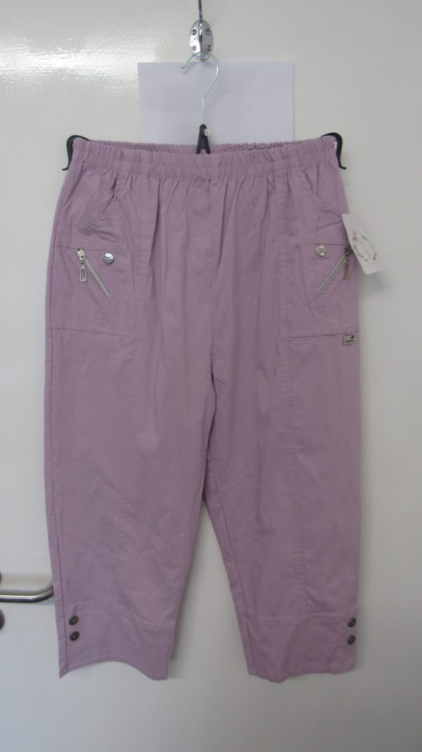 Cherry Berry Lilac 3/4 length stretchy trousers Size T5 UK 16 - Image 2