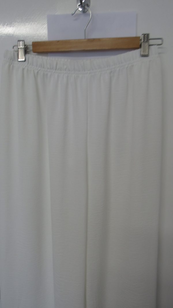 New Ladies Off White Wide Leg Trousers One Size fits sizes 14 16 18 - Image 6