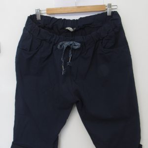 NEW Ladies Navy Blue Magic Shorts Plus Size One Size Fits sizes 18 20 22 Size 2 NON RETURNABLE