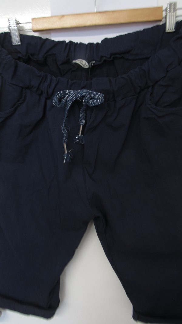 NEW Ladies Navy Blue Magic Shorts Plus Size One Size Fits sizes 18 20 22 Size 2 NON RETURNABLE - Image 4