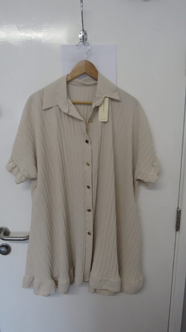 New Ladies Beige Plus Size Button Down Shirt One Size fits 18 20 22 24 - Image 2