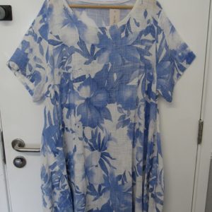New Light Blue Floral Pocket Dress One Size fits sizes 18 20 22
