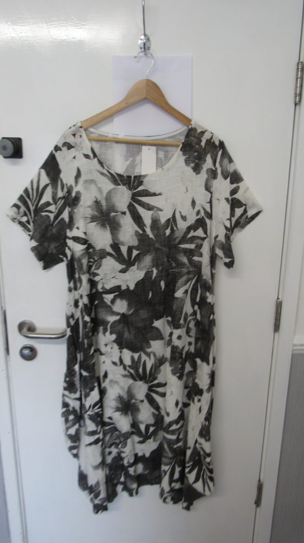 New Grey Black Floral Pocket Dress One Size fits sizes 18 20 22