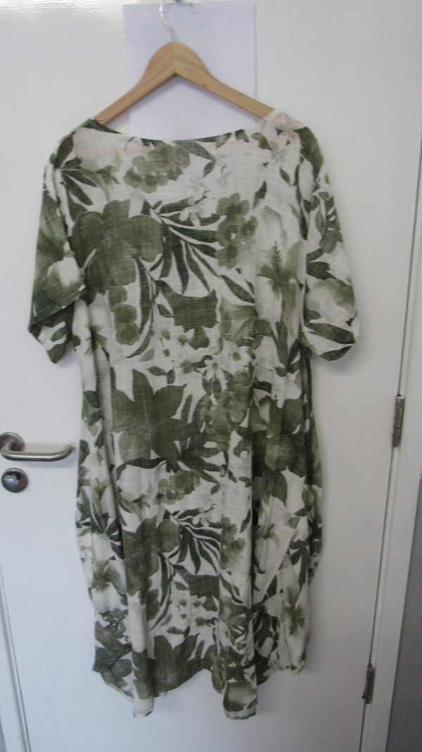 New Khaki Green Floral Pocket Dress One Size fits sizes 18 20 22 - Image 6