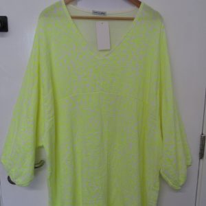 New Ladies Yellow Leopard Print Oversized tunic top One Size fits sizes 20 22 24