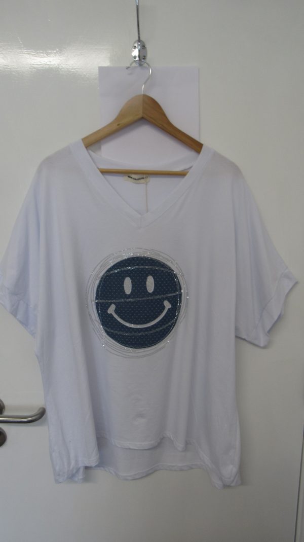 New White with Blue Smiley Face T-shirt One Size fits sizes 14 16 18 20