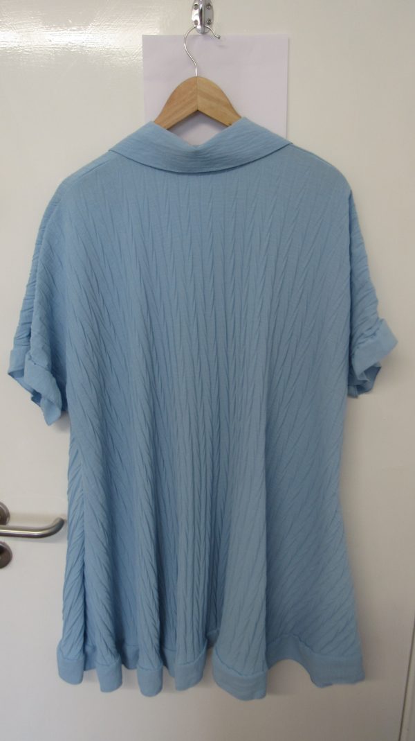 New Ladies Light Blue Plus Size Button Down Shirt One Size fits 18 20 22 24 - Image 5