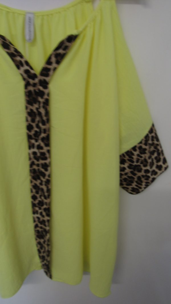 New Ladies Yellow Cold Shoulder with animal print trim top One Size fits sizes 18 20 22 - Image 3