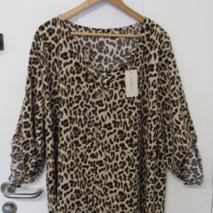 New Ladies Brown Animal Print Tunic Top One Size fits sizes 18 20 22