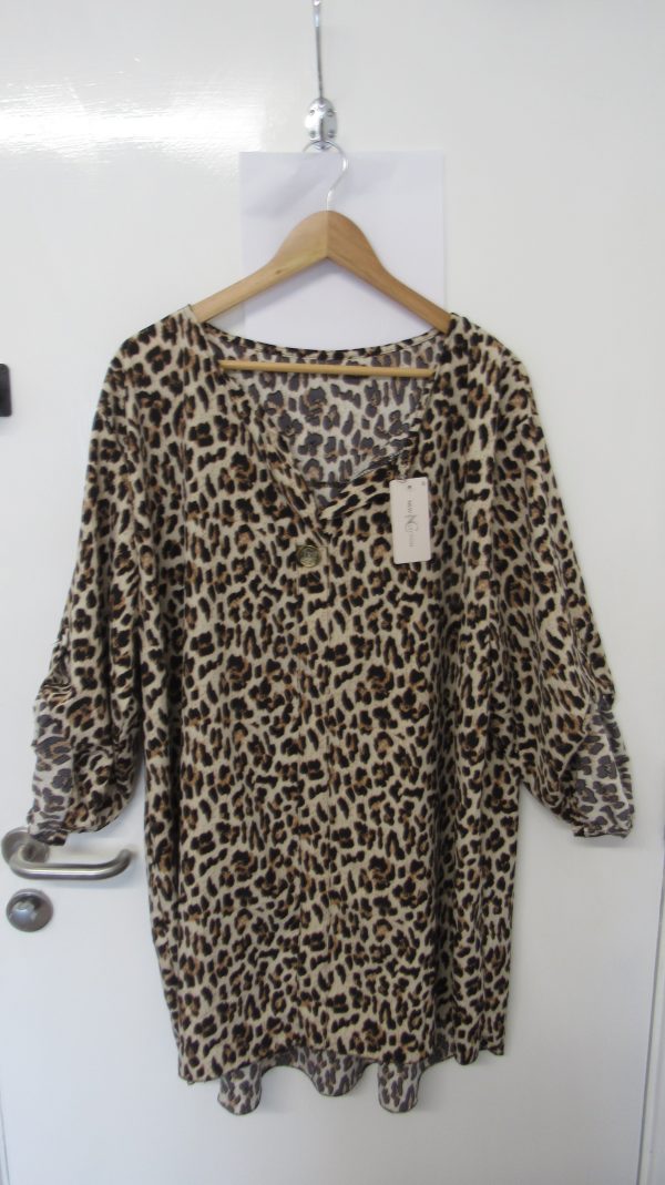 New Ladies Brown Animal Print Tunic Top One Size fits sizes 18 20 22