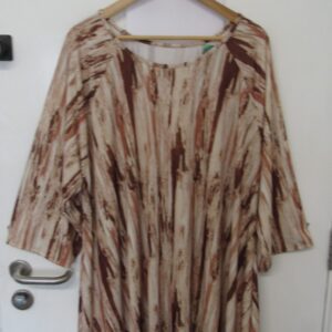 New Ladies Beige Stripe Print Stretchy Tunic Top One Size fits sizes 18 20 22 24