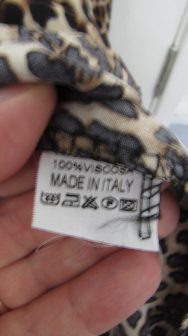New Ladies Animal Print Frill Top One Size fits sizes 18 20 22 - Image 6