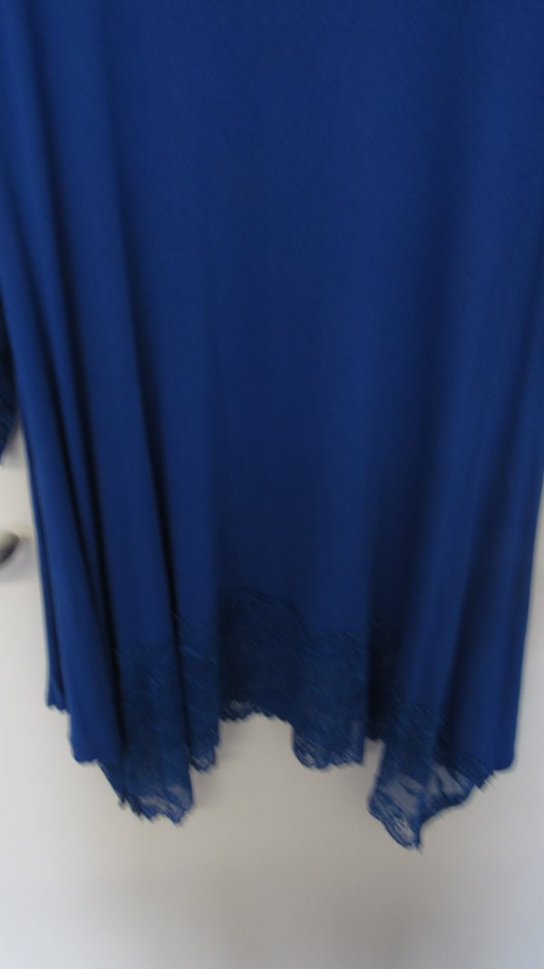 New Ladies Royal Blue Lacy Trim Top One Size fits sizes 18 20 22 - Image 4