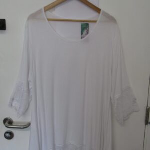 New Ladies White Lacy Trim Top One Size fits sizes 18 20 22