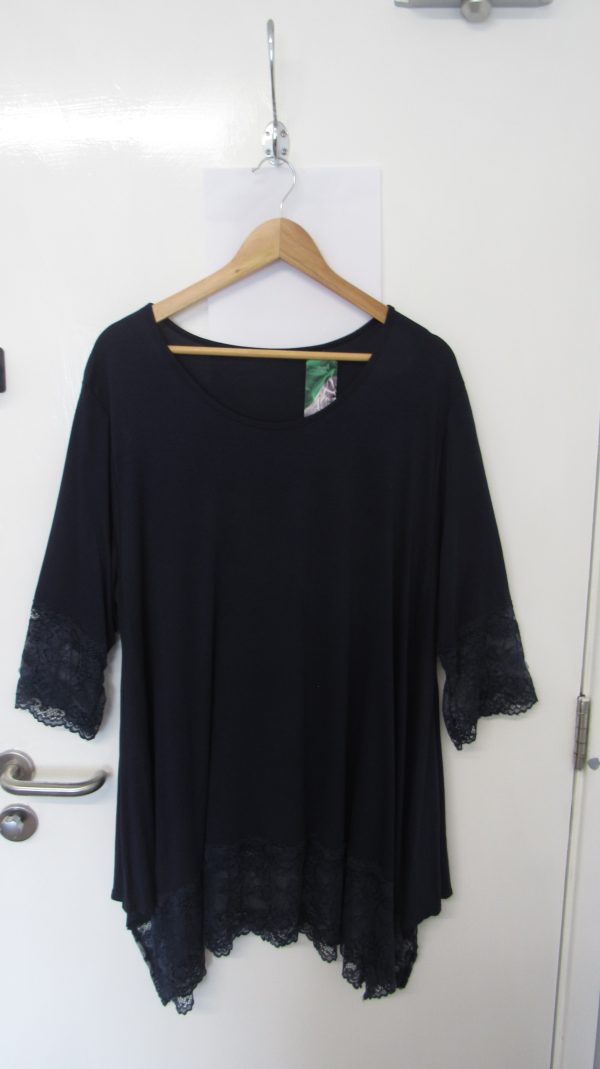 New Ladies Navy Blue Lacy Trim Top One Size fits sizes 18 20 22